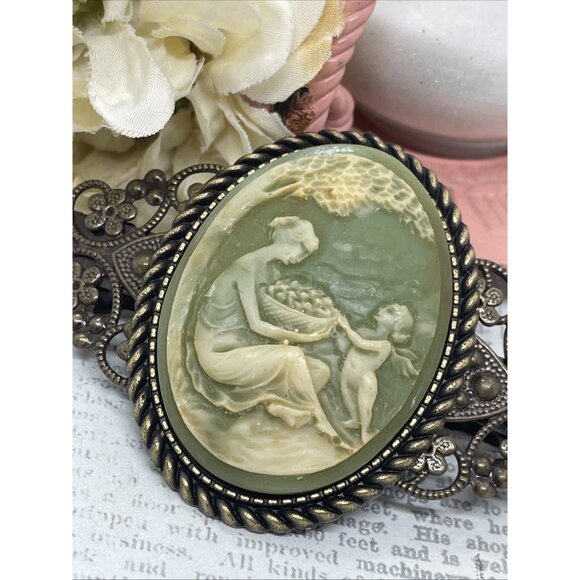 Victorian Cherub Angel Garden Green Maiden Cameo Pin Hair Clip Jewelry Comb - Picture 4 of 8